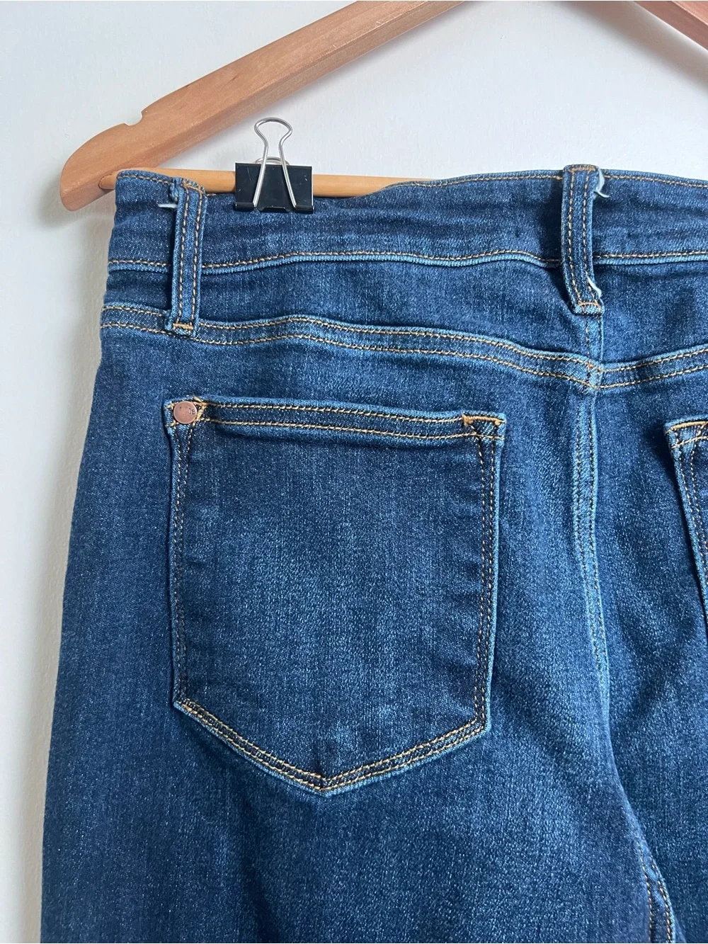 Judy Blue High Rise Wide Leg Cropped Jeans Size 9/29 Dark Wash Raw Hem